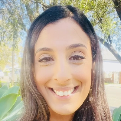 Portrait of Sarah Mansour