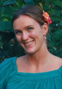 Portrait of Claudia Fry